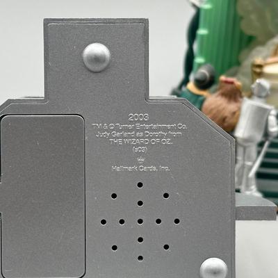 LOT 85B: The Wizard Of Oz/Hallmark Ornaments