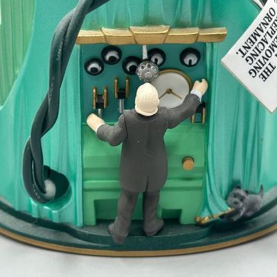 LOT 85B: The Wizard Of Oz/Hallmark Ornaments