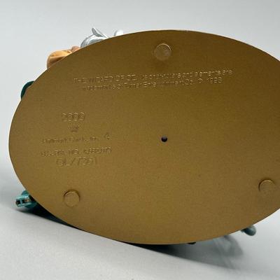 LOT 85B: The Wizard Of Oz/Hallmark Ornaments