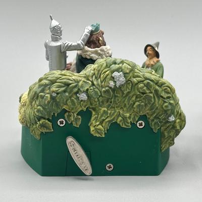 LOT 86B: The Wizard Of Oz Hallmark Ornament & Music Box