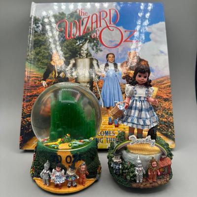 LOT 87B: The Wizard Of Oz Madam Alexander Snow Globes & More