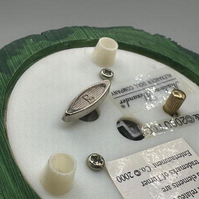 LOT 87B: The Wizard Of Oz Madam Alexander Snow Globes & More