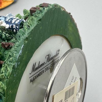 LOT 87B: The Wizard Of Oz Madam Alexander Snow Globes & More