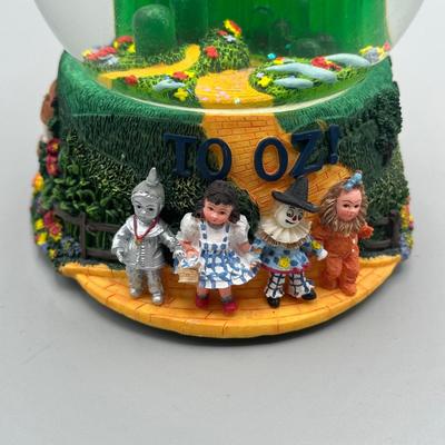LOT 87B: The Wizard Of Oz Madam Alexander Snow Globes & More