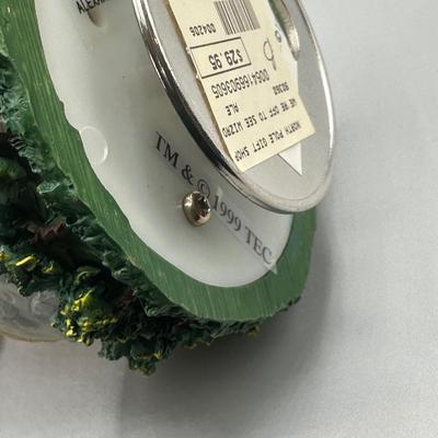 LOT 87B: The Wizard Of Oz Madam Alexander Snow Globes & More