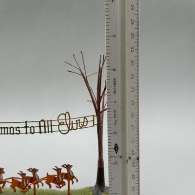 LOT 91B: Department 56/Elvis Collection