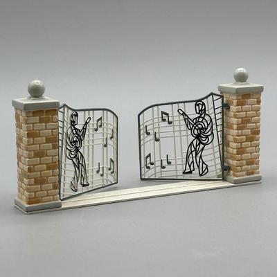 LOT 91B: Department 56/Elvis Collection