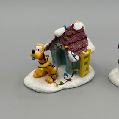 LOT 97B: Vintage Mickey Mouse Toy Shop Ceramic House w/ Figurines