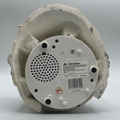 LOT 102B: Mr Christmas Disney Snow White & The Seven Dwarfs Snow Globe