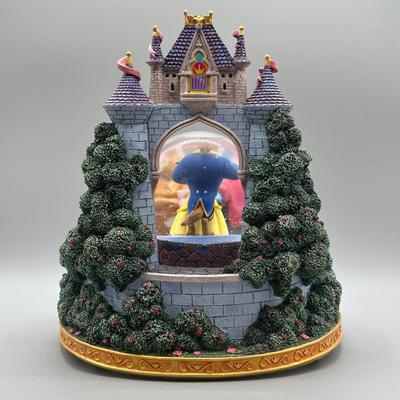 LOT 103B: Disney Princess Snow Globe Music Box