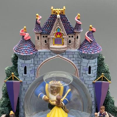 LOT 103B: Disney Princess Snow Globe Music Box