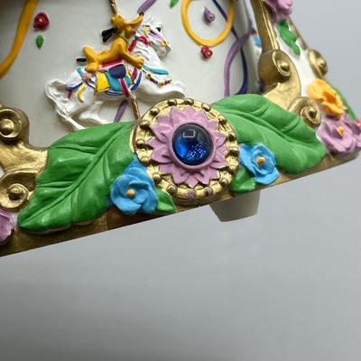 LOT 105B: Disney's Mickey & Minnie Mouse Musical Carousel Snow Globe