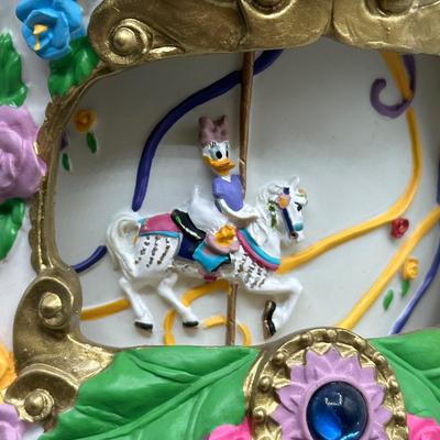 LOT 105B: Disney's Mickey & Minnie Mouse Musical Carousel Snow Globe