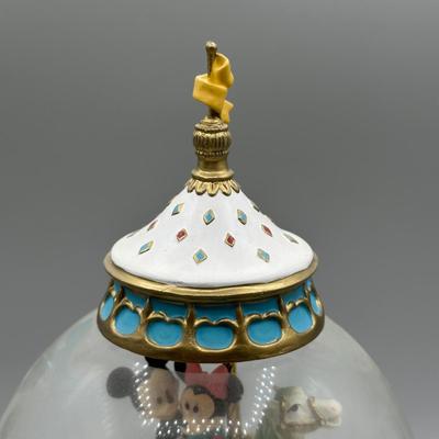 LOT 105B: Disney's Mickey & Minnie Mouse Musical Carousel Snow Globe