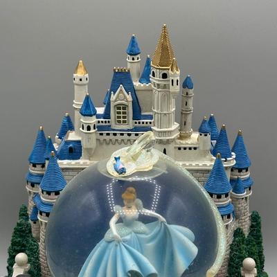 LOT 108B: Disney Cinderella Musical Snow Globe & Snow White & The Seven Dwarfs