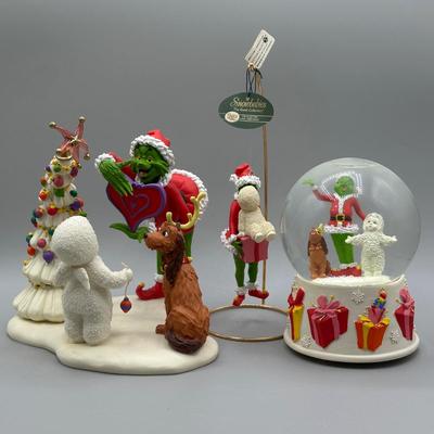 LOT 111B: The Grinch x SnowBabies Decor