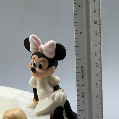 LOT 113B: Lenox Mickey & Minnie’s Afternoon Picnic Bowl/Mickey & Minnie Teapot