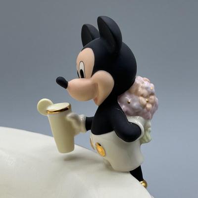 LOT 113B: Lenox Mickey & Minnie’s Afternoon Picnic Bowl/Mickey & Minnie Teapot