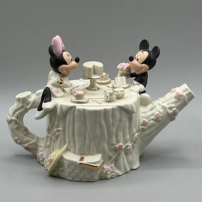 LOT 113B: Lenox Mickey & Minnie’s Afternoon Picnic Bowl/Mickey & Minnie Teapot
