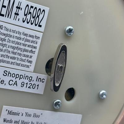 LOT 120B: Vintage Disney Minnie’s Yoo Hoo Musical Snow Globe