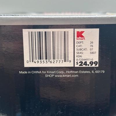 LOT 123B: Radio City Christmas Spectacular Snow Globe & Elvis Anniversary Clock