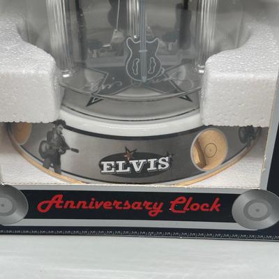 LOT 123B: Radio City Christmas Spectacular Snow Globe & Elvis Anniversary Clock