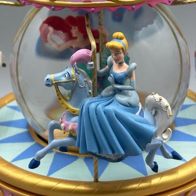 LOT 130B: Disney Multi Princess Carousel Musical Snow Globe