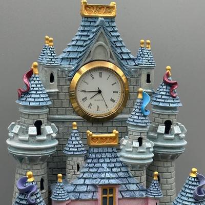 LOT 133B: Disney Loves First Kiss Musical Snow Globe