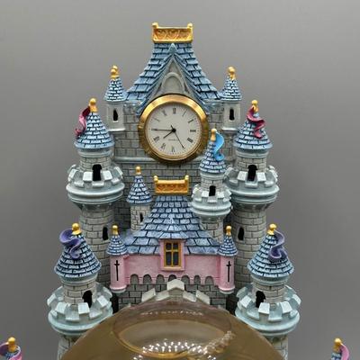 LOT 133B: Disney Loves First Kiss Musical Snow Globe