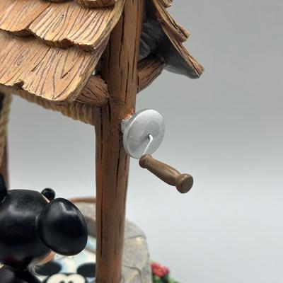 LOT 137B: Disney Wishes Can Come True Coin Bank & Mickey/Minnie Mouse Nutcrackers in Box