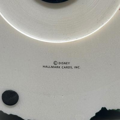 LOT 137B: Disney Wishes Can Come True Coin Bank & Mickey/Minnie Mouse Nutcrackers in Box