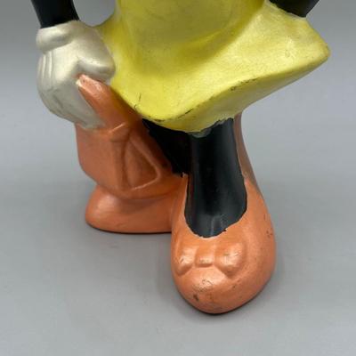 LOT 138B: Vintage Ceramic Minnie, Twistable Collector Toys & More