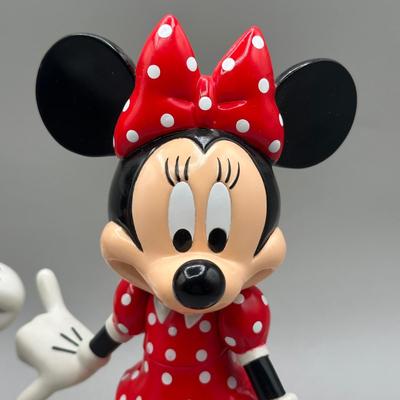 LOT 138B: Vintage Ceramic Minnie, Twistable Collector Toys & More