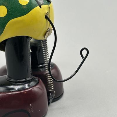 LOT 139B: Vintage Mickey & Minnie Mouse Schylling And Friends Tin Wind Up Retro Toys