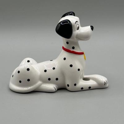 LOT 141B: Vintage Lady & The Tramp/101 Dalmatians Figurines