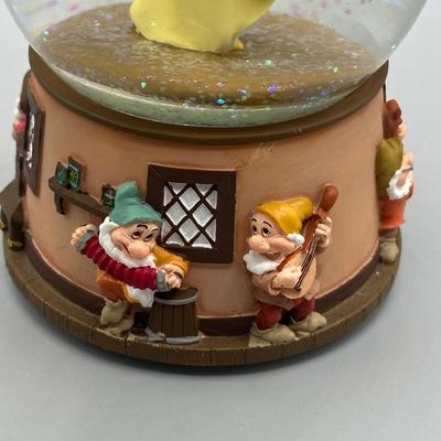 LOT: 144B: Disney x Enesco Waltz Of The Flowers & Listen To The Mocking Bird Musical Snow Globes