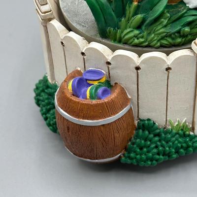 LOT 148B: The Lion King/Lady & The Tramp Music Boxes & More