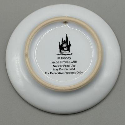 LOT 152B: Decorative Disney Plate Collection