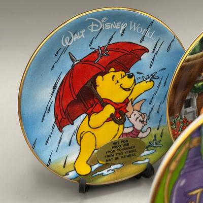LOT 152B: Decorative Disney Plate Collection