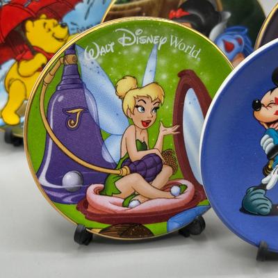 LOT 152B: Decorative Disney Plate Collection
