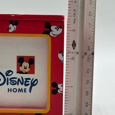LOT 153B: Disney Photo Holder/Frame Collection