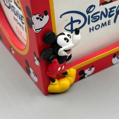 LOT 153B: Disney Photo Holder/Frame Collection