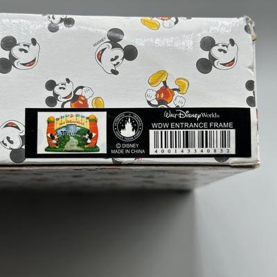 LOT 153B: Disney Photo Holder/Frame Collection