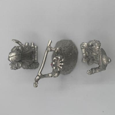 LOT 165 A: The Wizard of Oz Pewter Figurine Collection