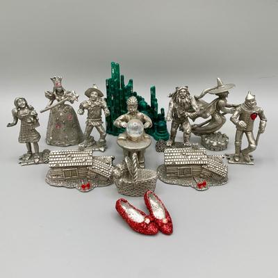 LOT 165 A: The Wizard of Oz Pewter Figurine Collection