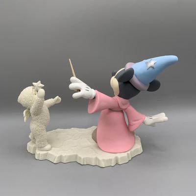 LOT 168 A: Department 56 Snowbabies The Guest Collection: "Under The Midnight Moon With Barbie", "A Kiss For You And 2000...