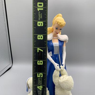 LOT 168 A: Department 56 Snowbabies The Guest Collection: "Under The Midnight Moon With Barbie", "A Kiss For You And 2000...