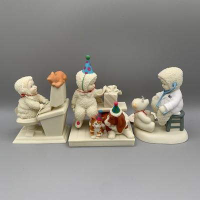 LOT 170 B: Department 56 Snowbabies Let's Pretend Collection: "Little Liberty", "For The Red White And Blue",...