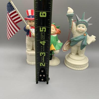 LOT 170 B: Department 56 Snowbabies Let's Pretend Collection: "Little Liberty", "For The Red White And Blue",...