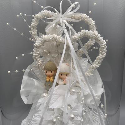 LOT 171 B: Precious Moments Collection: Wedding Cake Topper, "Together Is The Nicest Place To Be", "Friends Write From The...